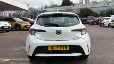 Toyota Corolla 1.8 VVT-i Hybrid Icon Tech 5dr CVT Hybrid Hatchback
